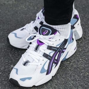 Asics: Men Gel Kayano Sneakers